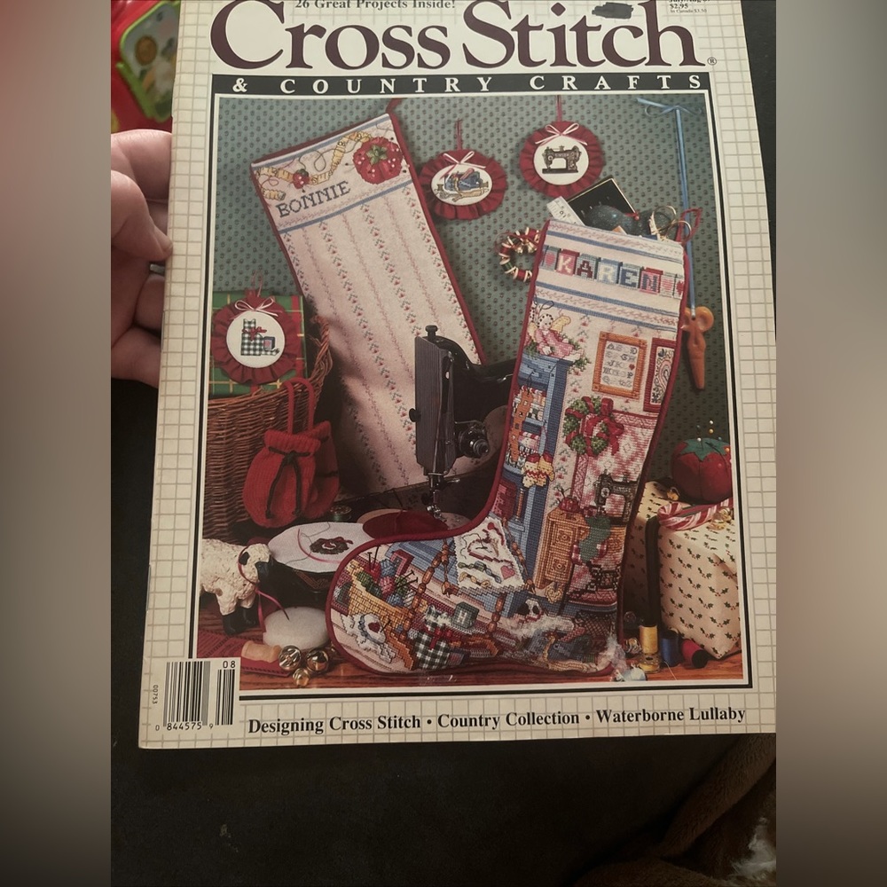 CROSS STITCH & COUNTRY CRAFTS - July/August 1989, Christmas Stockings, etc.